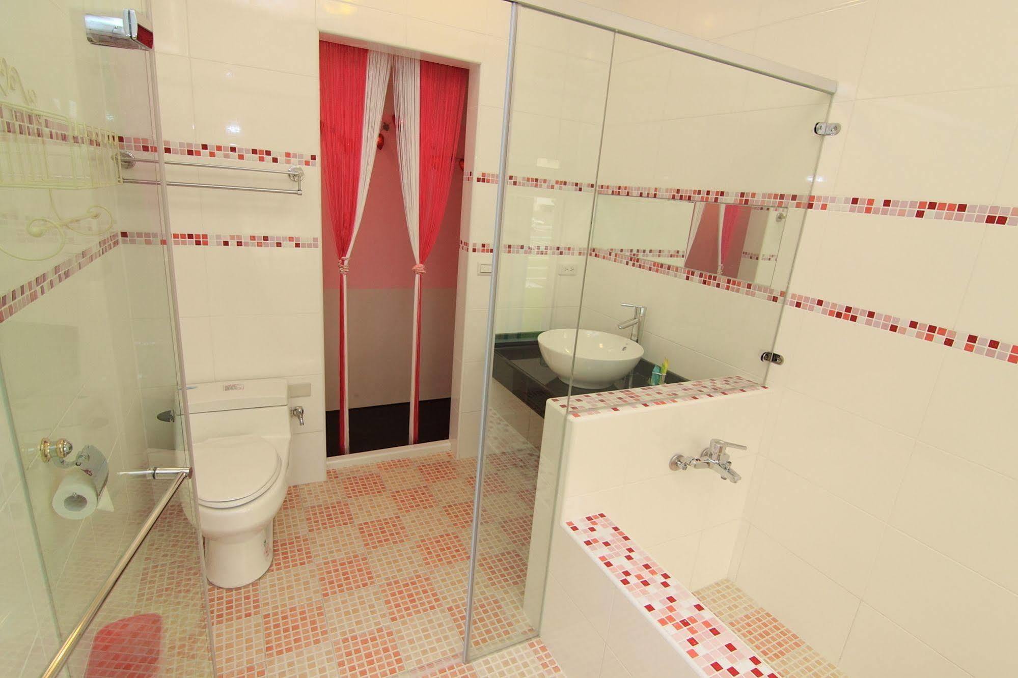 Sweet Rainbow B&B Hualien Extérieur photo